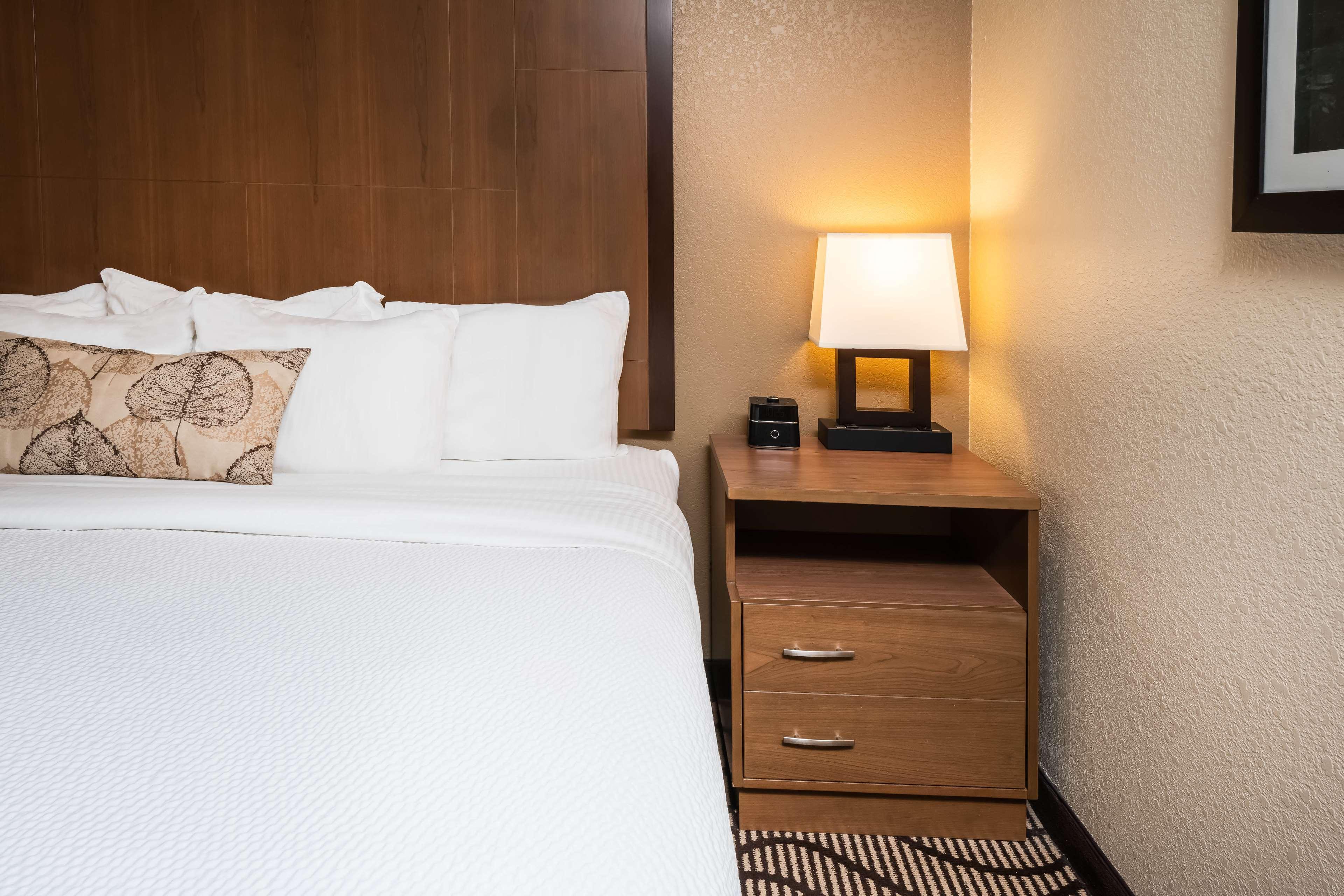 Best Western Plus Riverfront Hotel And Suites Great Falls Exteriör bild